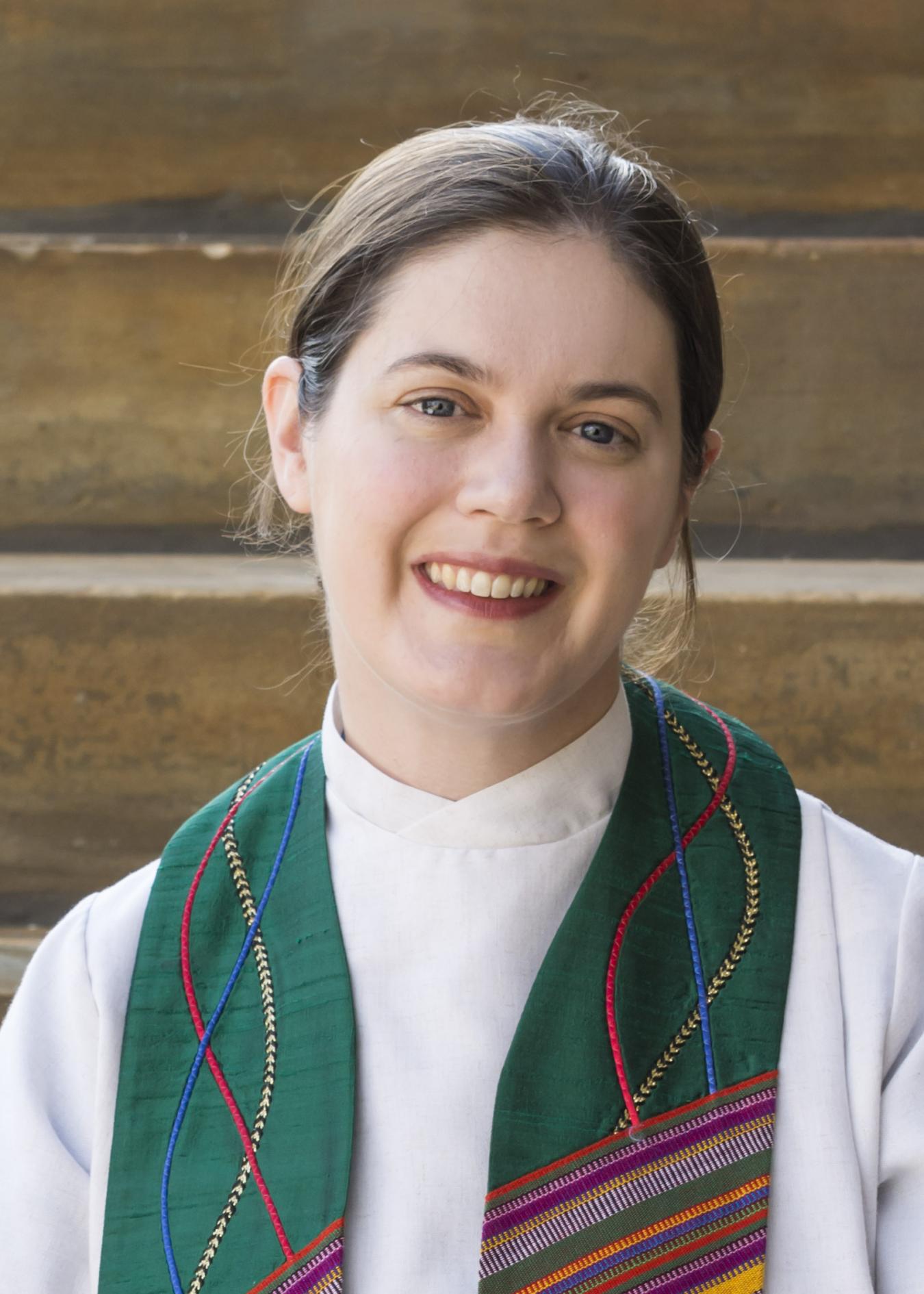 headshot photograph of Liddy Barlow